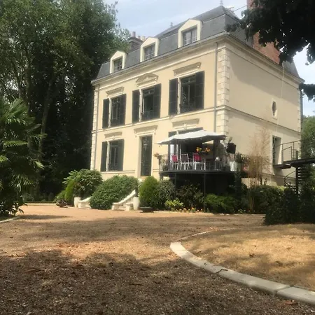 Domaine De La Belvaudiere Villa